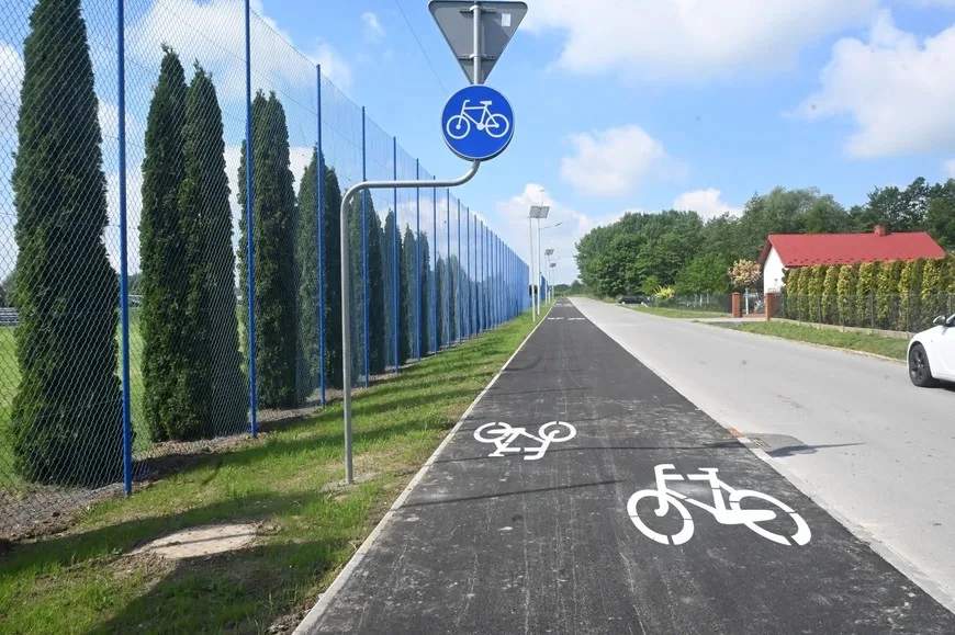 Zakończenie budowy chodników i drogi rowerowej w Radomyślu Wielkim