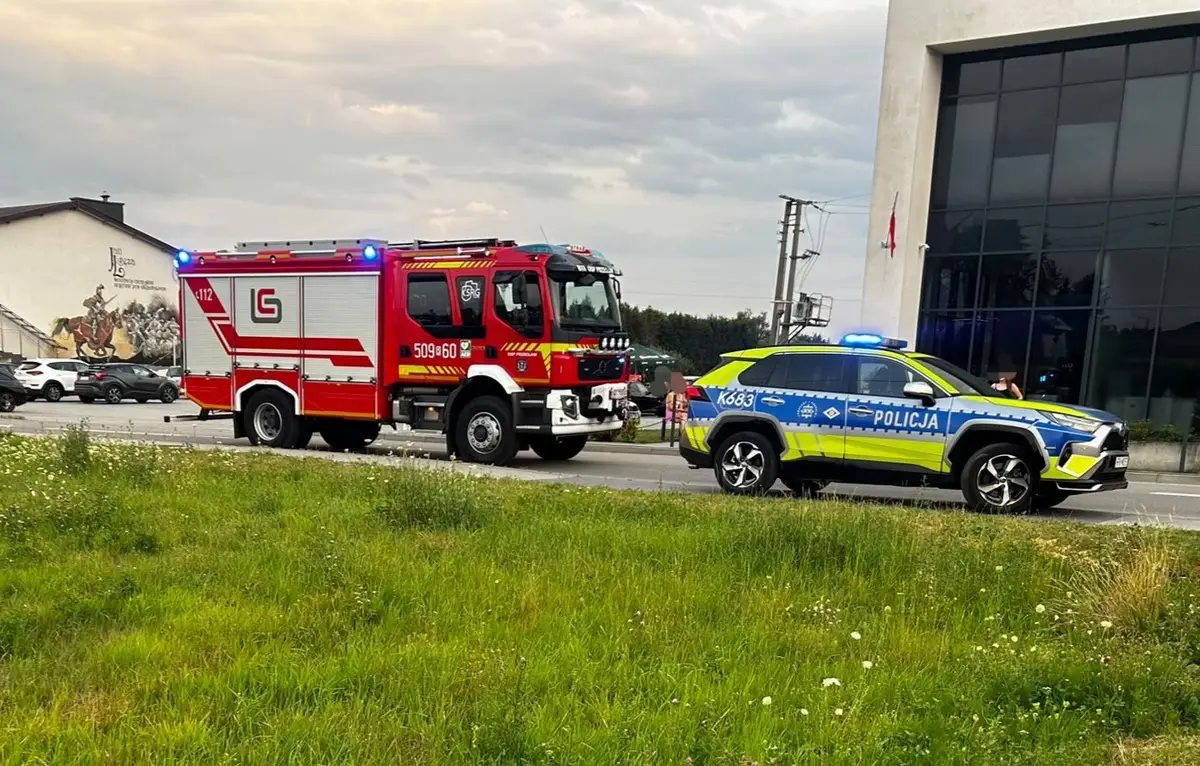 Potrącenie 15-letniego chłopca na hulajnodze w Przecławiu - mandaty dla matki i kierowcy
