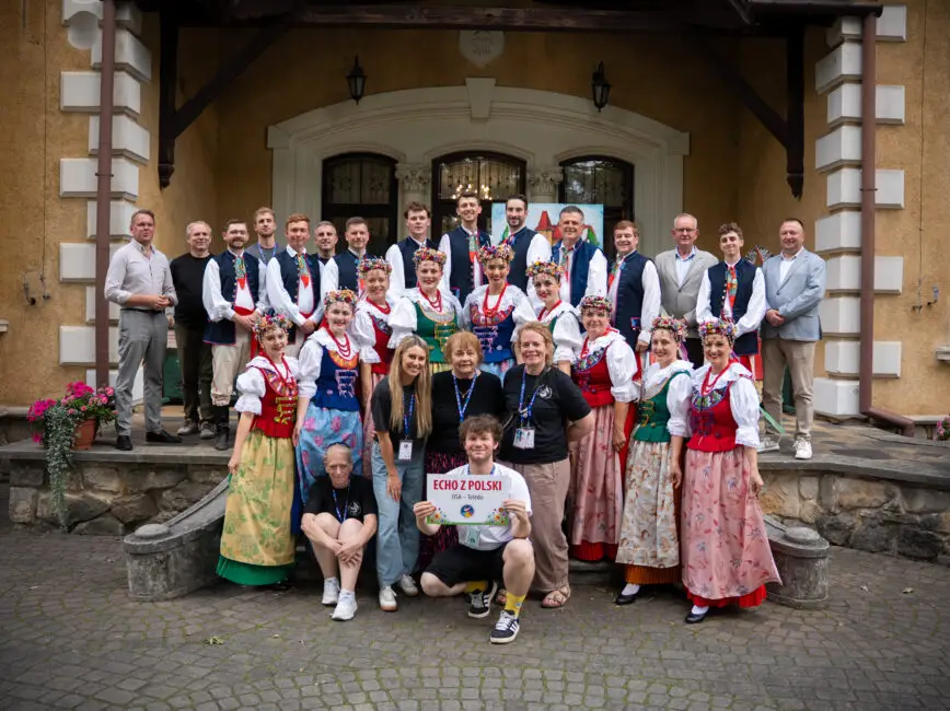 Udany koncert folklorystyczny w Mielcu z udziałem artystów z USA